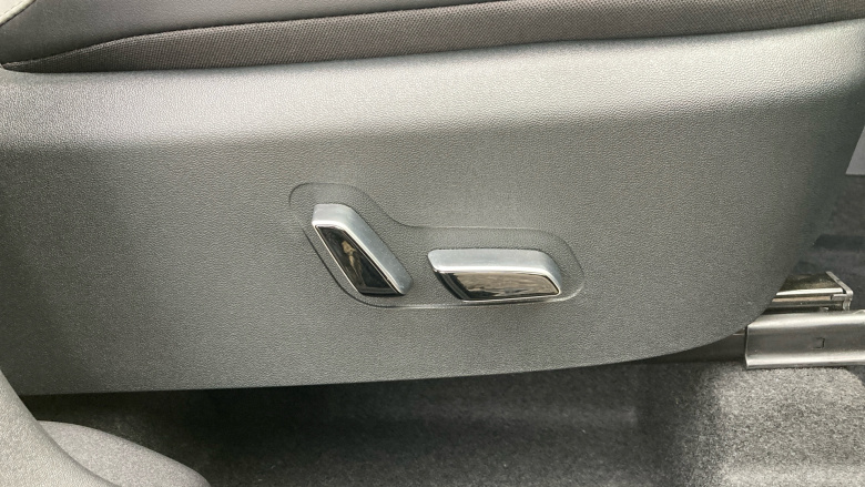 BYD Dolphin Surf 65kW Boost 43kWh 5dr Auto Electric Hatchback